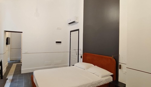 Habitación cuádruple familiar, 1 cama de matrimonio con sofá cama, vistas al patio