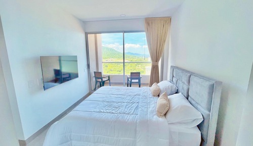 Suite estudio, vistas a la piscina (1615B)