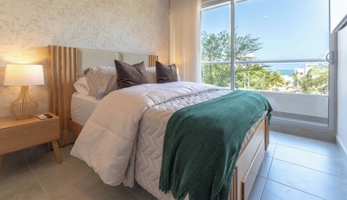 Suite estudio, vistas a la piscina (220E)
