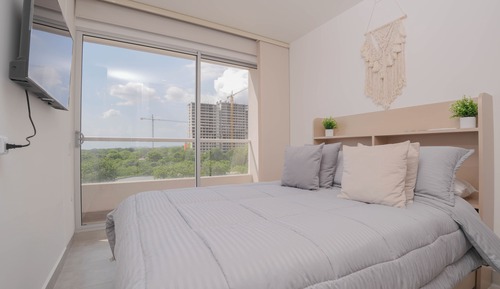 Apartamento, vistas a la piscina (308E)