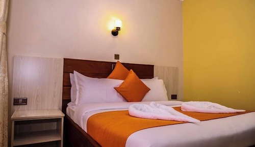 Deluxe Single Room