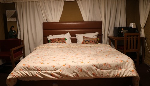 Habitación Deluxe con 1 cama doble o 2 individuales, balcón, vistas al río