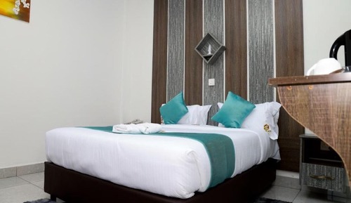 Deluxe Single Room