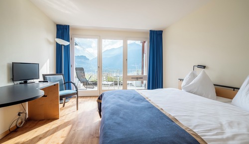 Habitación Confort con 1 cama doble o 2 individuales, balcón, vistas a la montaña