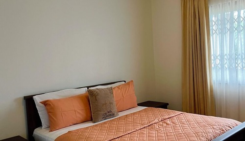 Apartamento clásico, vistas a la piscina