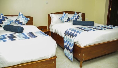 Standard Twin Room, City View