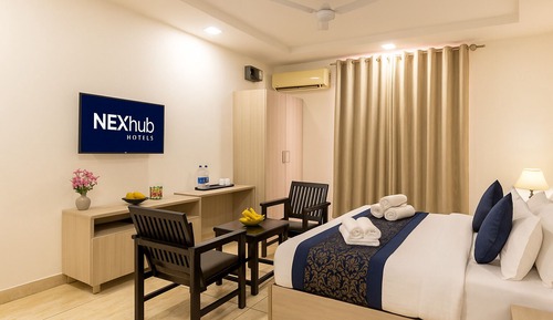 Deluxe Double Room, City View