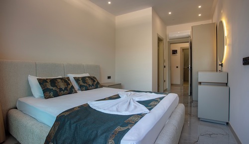 Suite Deluxe, balcón, vistas a la piscina