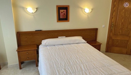 Habitación clásica con 1 cama doble o 2 individuales
