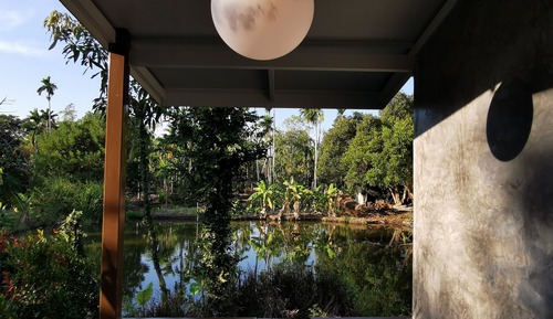 Comfort Room, Garden View