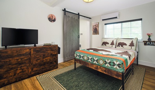 Wilderness Room
