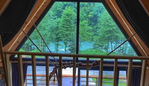 Comfort Bungalow, River View