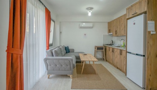 Apartamento, balcón, vistas a la piscina