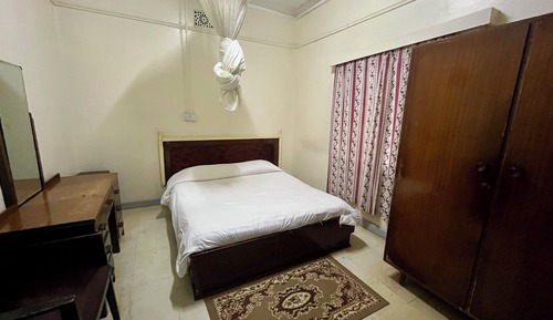 Habitación económica doble, vistas al jardín