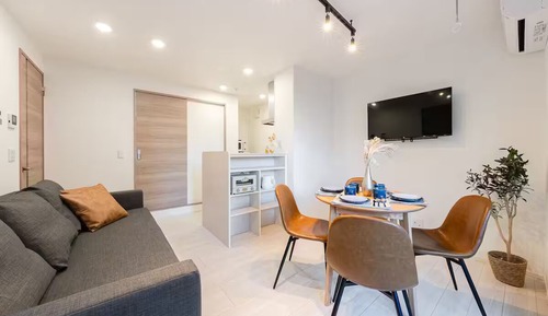 Apartamento básico, vistas a la ciudad