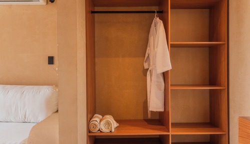 Habitación triple, balcón