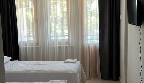 Habitación triple estándar, balcón, vistas al mar