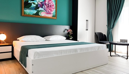 Habitación Deluxe doble, vistas parciales al lago