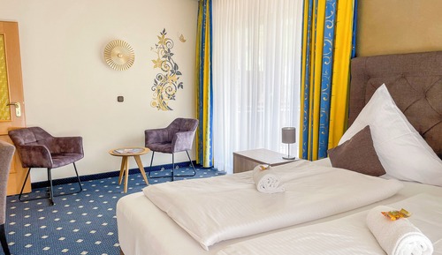 Habitación clásica doble, 1 cama de matrimonio, balcón, vistas a la montaña