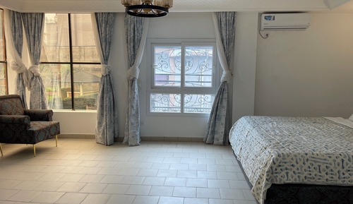 Apartamento familiar, balcón, vistas a la ciudad