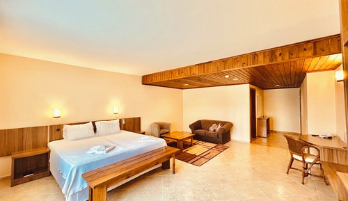 Habitación Deluxe con 2 camas individuales, vistas al jardín