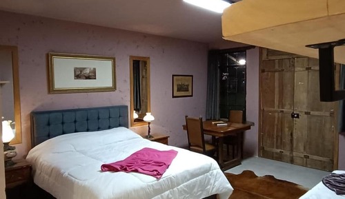 Suite superior, vistas a la piscina