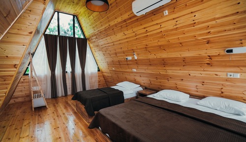Chalet superior, vistas a la colina
