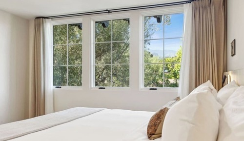 Estudio ejecutivo, 1 cama de matrimonio grande, cocina básica