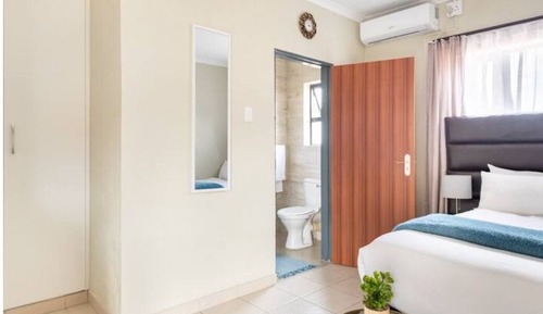 Habitación Deluxe, 1 cama doble, cocina básica, vistas al patio