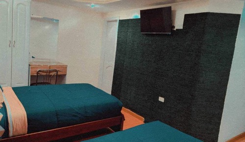Habitación cuádruple familiar, no fumadores, Servicio de limpieza