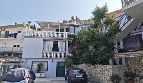 Apartamento (Three Bedroom Apartment)