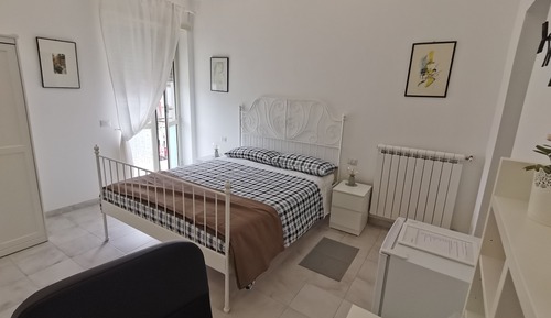 Habitación clásica con 1 cama doble o 2 individuales, balcón, vistas a la ciudad
