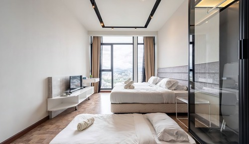 Apartamento superior, 2 habitaciones, 2 baños, vistas a la ciudad