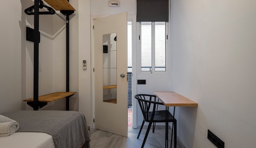 Habitación individual, baño privado