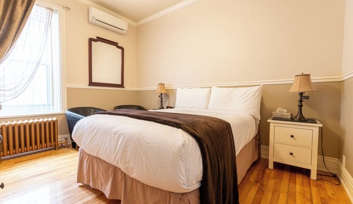Habitación Confort, 1 cama de matrimonio, vistas a la ciudad