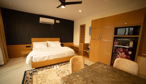 Royal Studio Suite, Smoking, Balcony