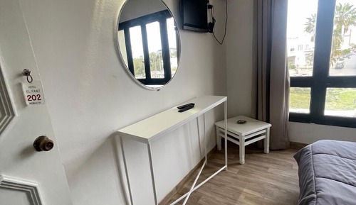 Habitación clásica con 2 camas individuales