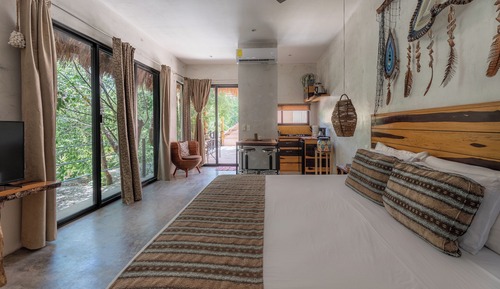 Apartamento superior, piscina privada, vistas al jardín
