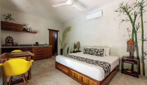 Apartamento clásico, vistas al jardín, junto a la piscina