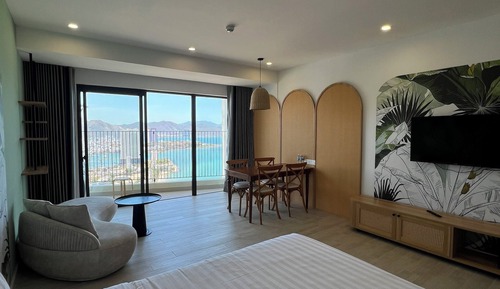 Suite estudio exclusiva, balcón, vistas al mar