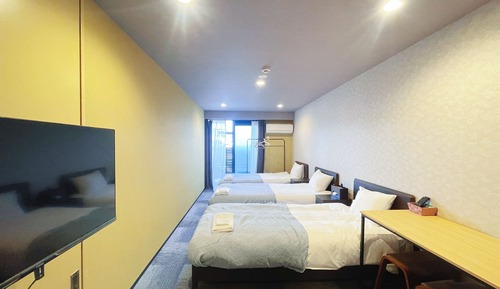 Habitación triple básica
