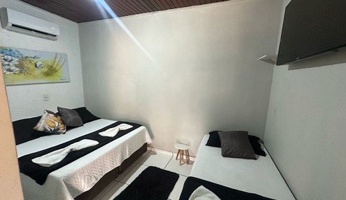 Habitación triple básica, vistas al lago