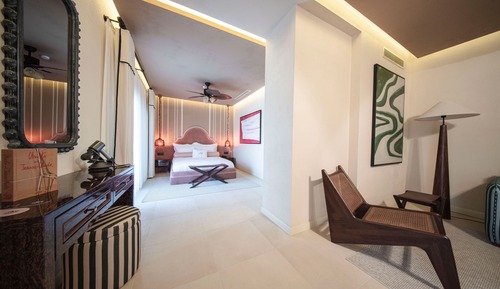 Suite Premium, vistas a la piscina