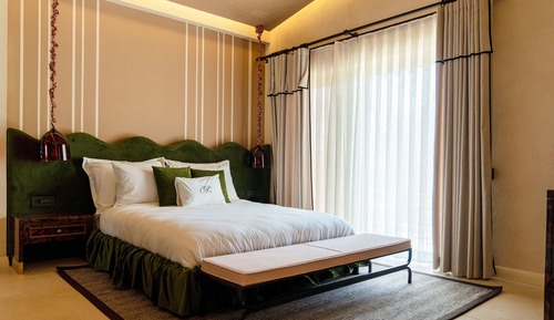 Suite, balcón