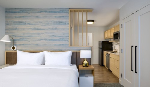 Estudio, 1 cama de matrimonio grande con sofá cama