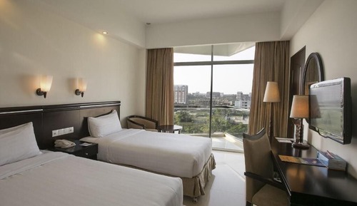 Suite junior, balcón