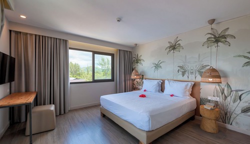 Suite, balcón, vistas al mar