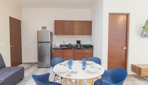 Estudio Confort, balcón