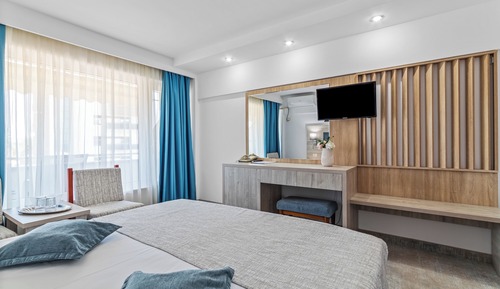 Habitación Confort doble, balcón