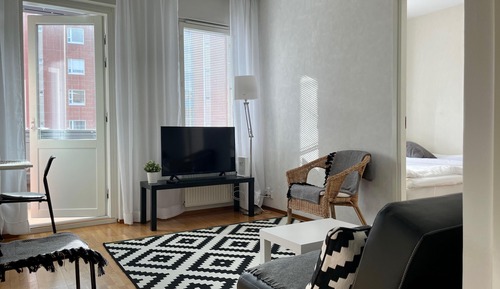 Apartamento Confort, 1 habitación, balcón, vistas al patio